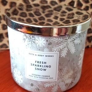 BBW fresh sparkling snow 3 wick candle !